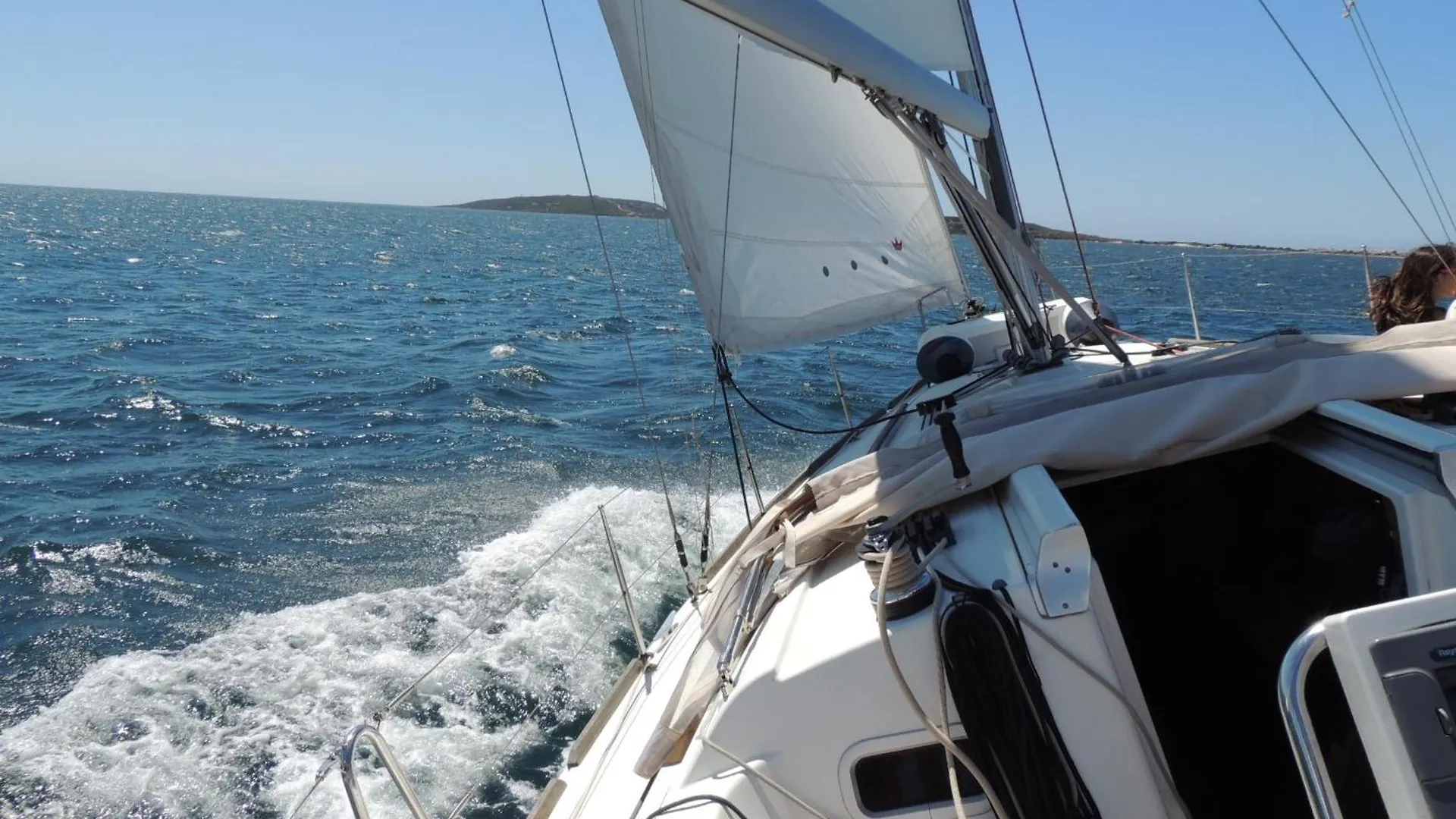 Boat & Sailing Torregrande Sinis Yachting Botel Oristano